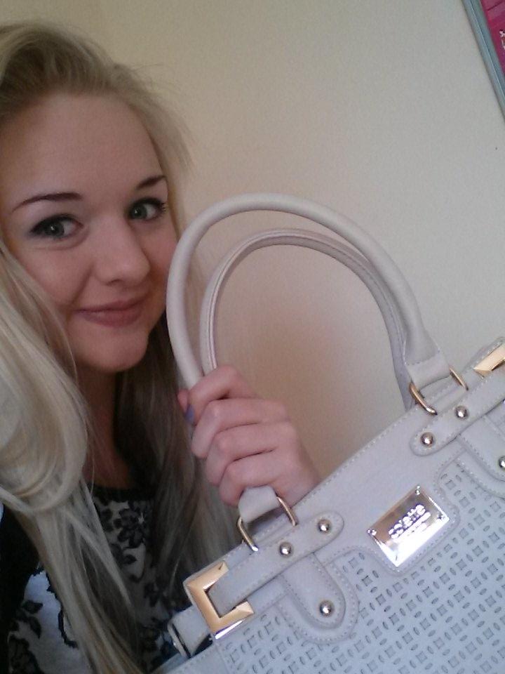 leya_delange's tweet image. Got my new colette bag today #new_season #colette #colettebycolettehayman