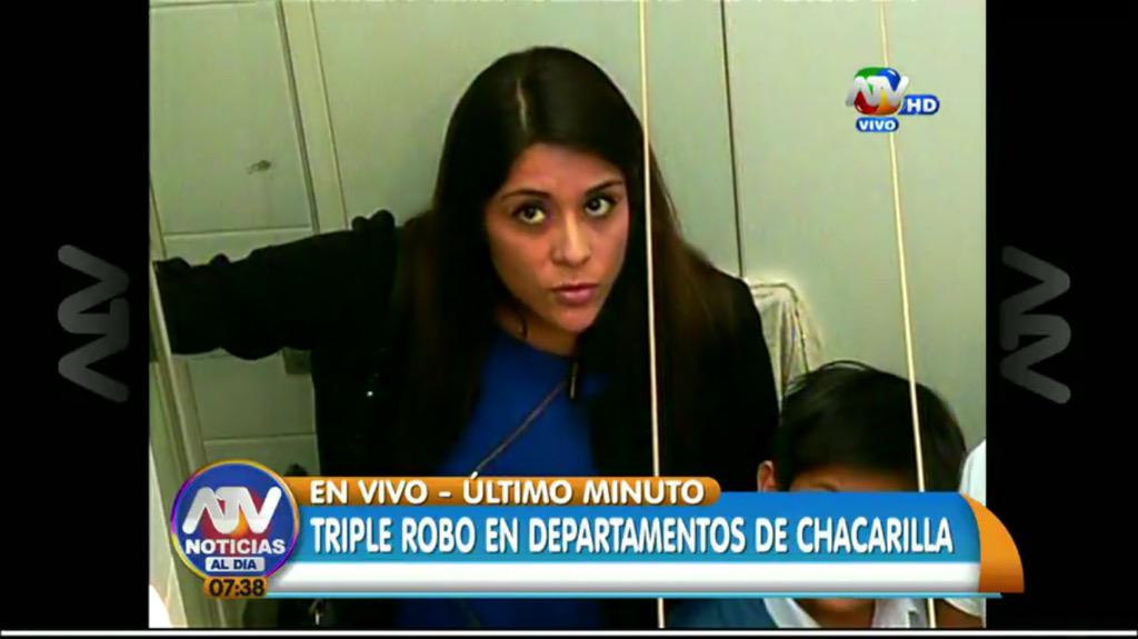 #EXCLUSIVO: Denuncian triple robo en departamento de #Chacarilla

Informamos #ENVIVO por <a href="/atvpe/">ATV</a>