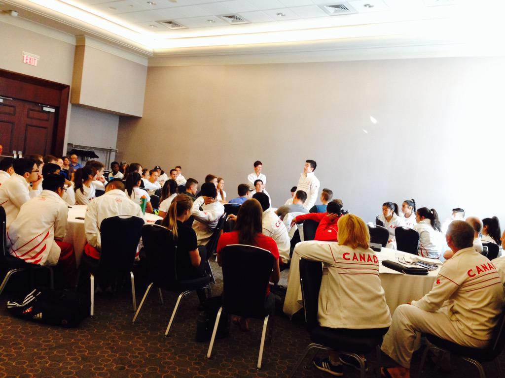 KarateCanada's tweet photo. Oui #TO2015 débute ajd, mais le #CENJ #karatecanada aussi! 70 athlètes ont fait le voyage @SheratonYYZ http://t.co/8ydg8i3wgE