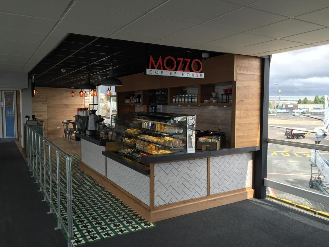 grantlang's tweet photo. #MiniMozzo opens @GLA_Airport ... Big thank you to all @DelawareNorthUK from @mozzocoffee http://t.co/qGiSGR3I4f