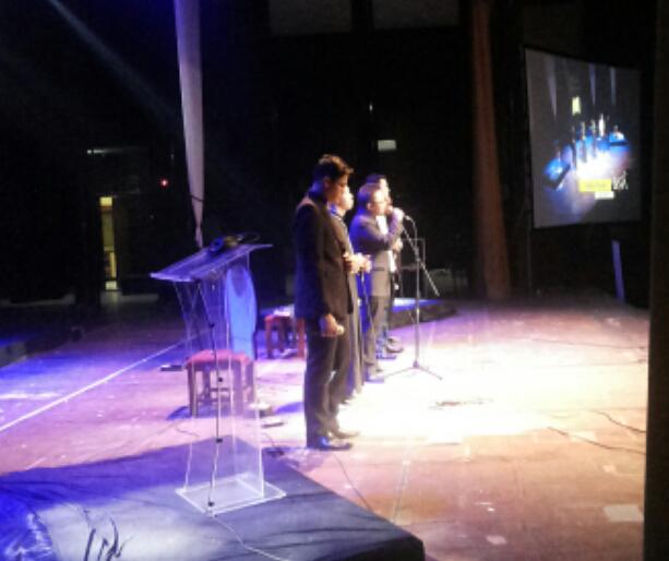 #livetweet pembukaan Bandung Nasheed Award 2015 cc: <a href="/BDGNasyidAward/">Bandung Nasyid Award</a> <a href="/Ali_Sastra/">Ali Sastra</a> <a href="/ChevyAlfaris/">Chevy Alfaris</a> <a href="/CahyaRuwanda/">C A H Y A</a>