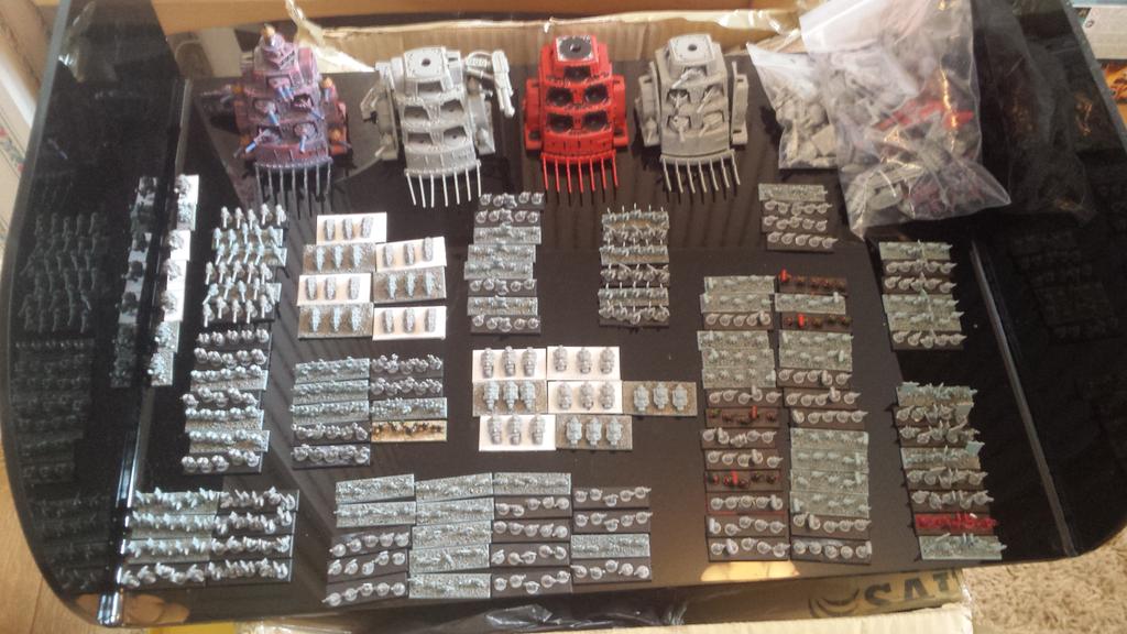 _wee_men's tweet image. Selling an Epic Ork army if anyone is after one. More pics available. RT pls