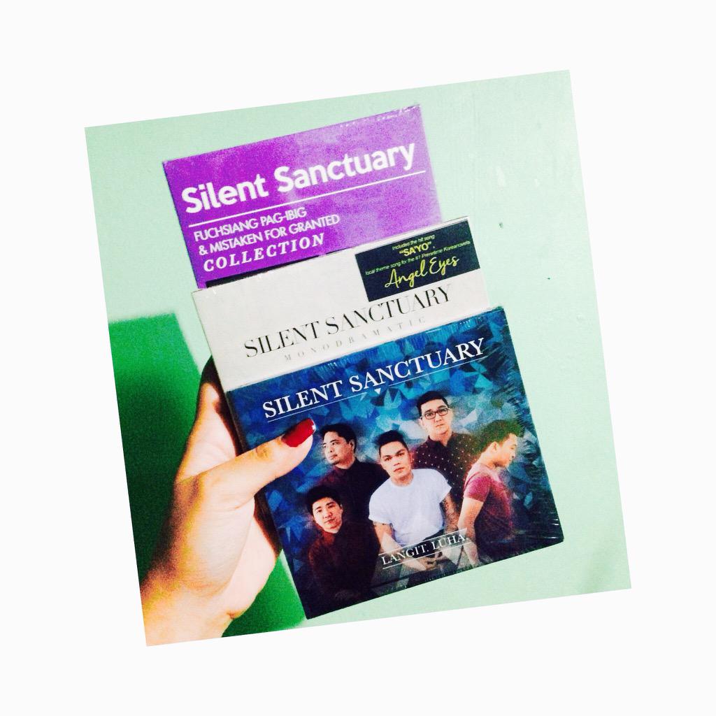 ela_ABCD's tweet photo. Finally!! 😍☺️💕 I love you so much @silentsanctuary 😘❤️🎧🎵 #LangitLuha #Monodramatic http://t.co/ERkTNoY0Fm