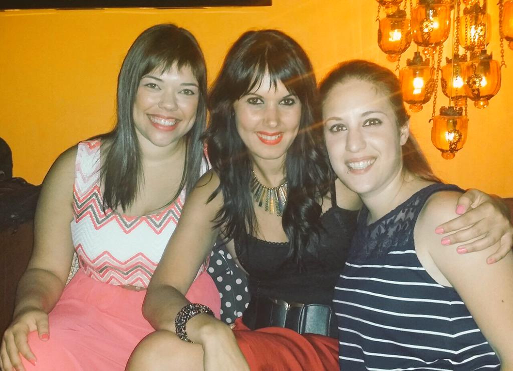 Grandes ratitos en buena compañía!!! <a href="/Rocio_Colla/">Rocio Collante</a> <a href="/TaniaSoficial/">Tania S</a> 🎤🐾☺️