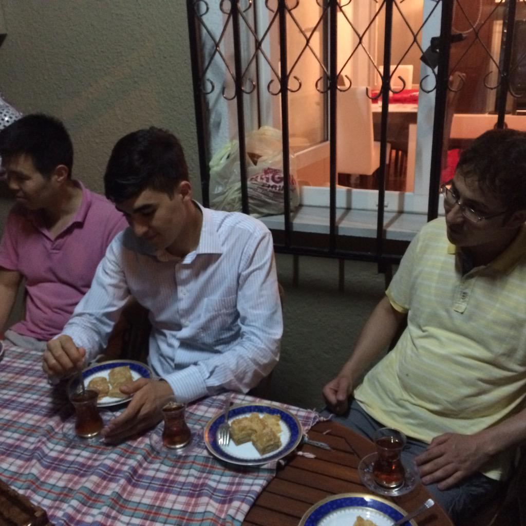 Kadkyk's tweet photo. Ramazan şenliğinden kareler http://t.co/HdhnwBN6za