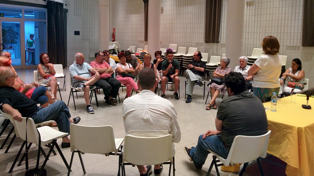 ERC_Esplugues's tweet image. A l'assemblea d'ERC #Esplugues on es plantegen els dubtes de com seran les eleccions plebiscitàries del #27S2015.