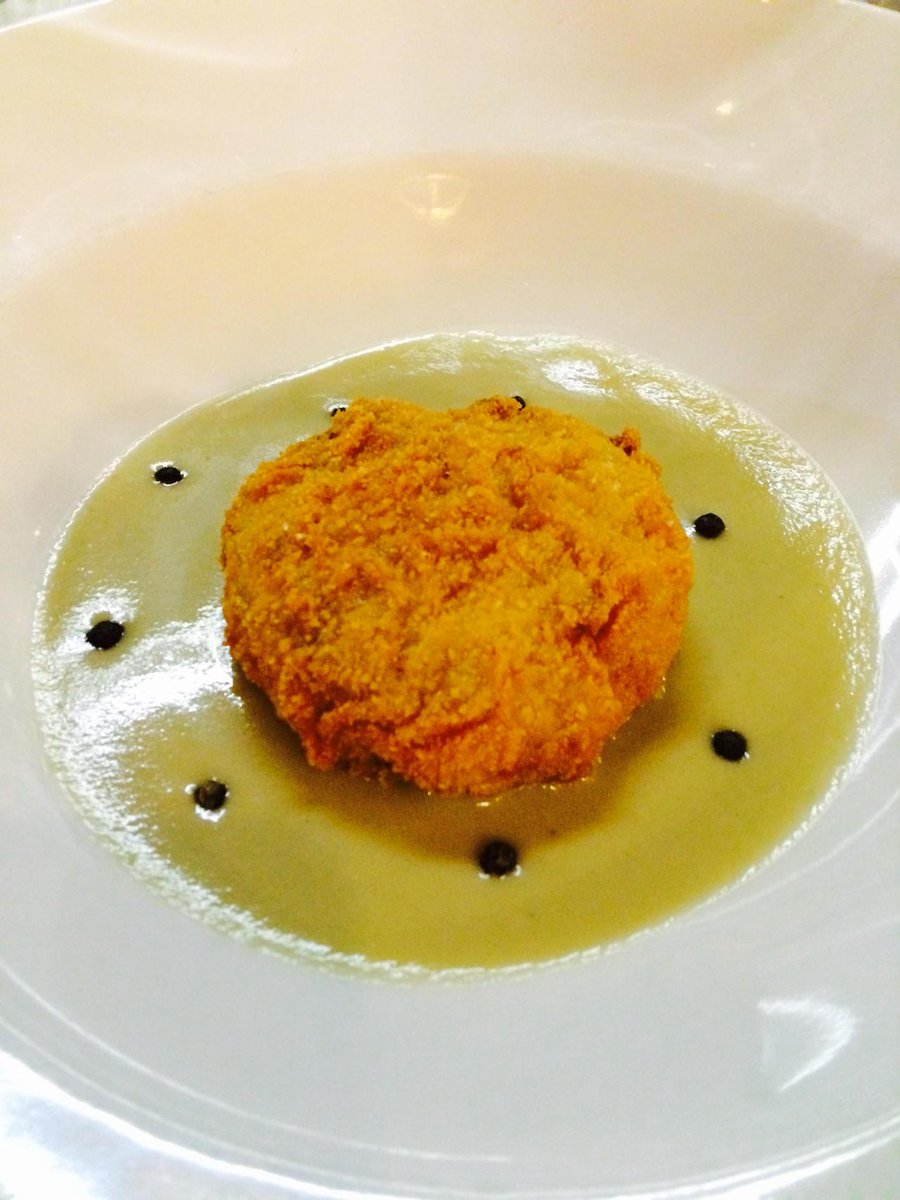 FedRicci's tweet photo. Frittatina di pasta all'Aragosta http://t.co/uwqdZyuEQ0