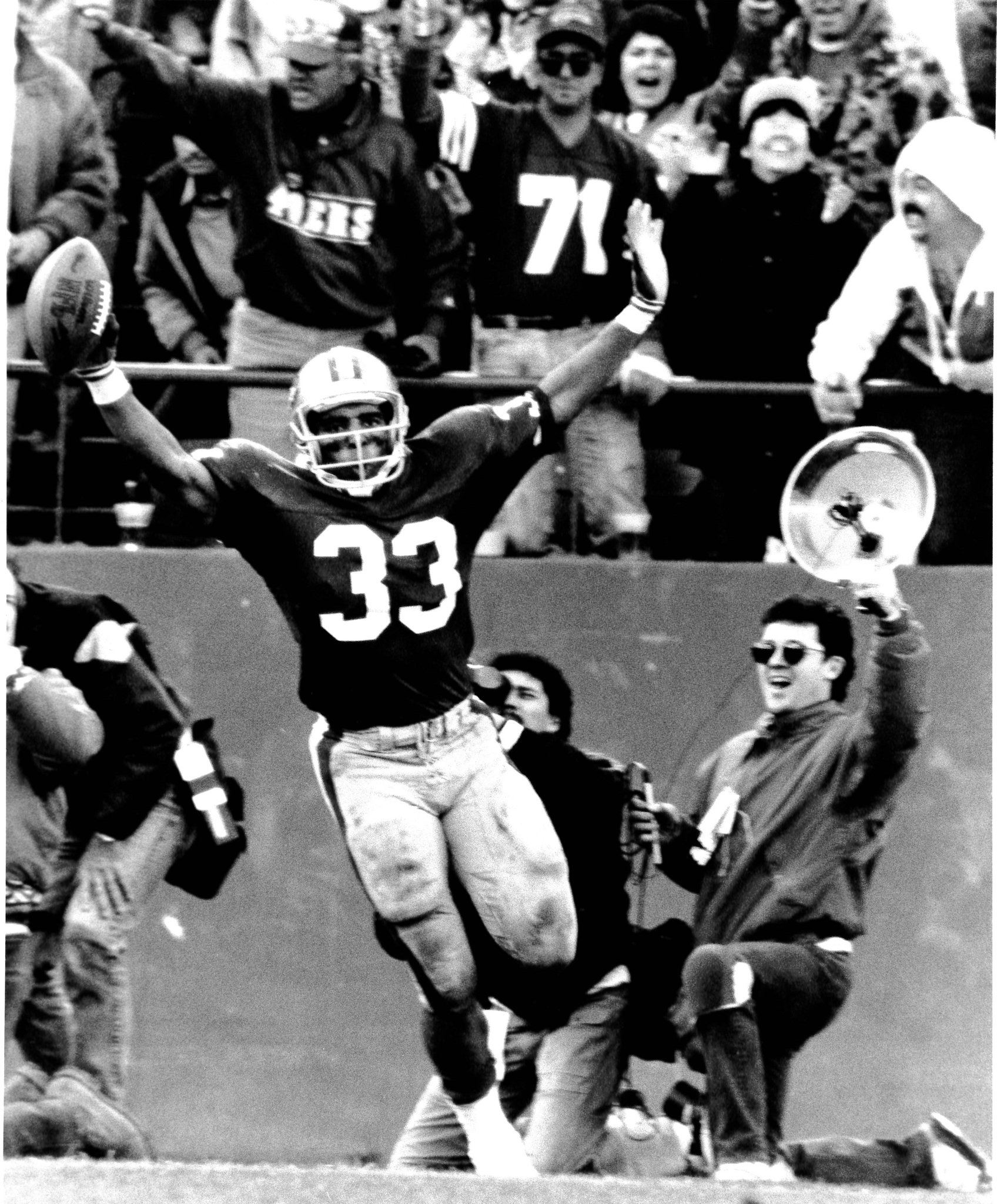 Happy Birthday Roger Craig! 