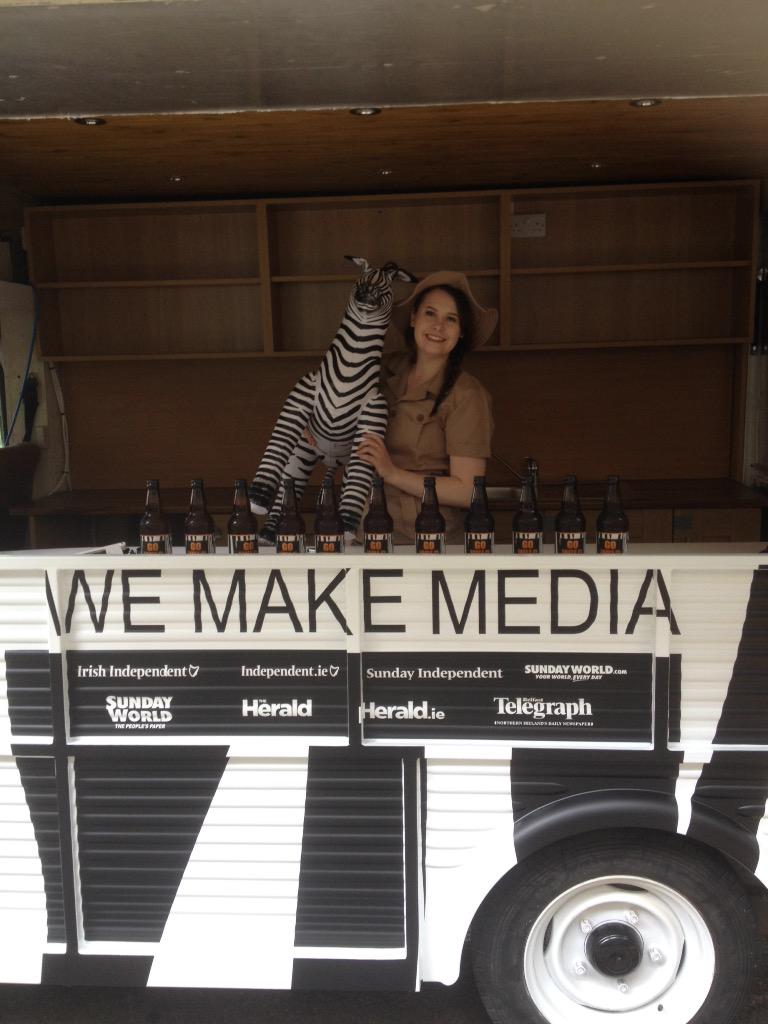 MediahuisIRL's tweet photo. Hi @COREMediaGrp, come join us for beers at Whitaker square! #FridayFeeling http://t.co/eyMIaX82Ok