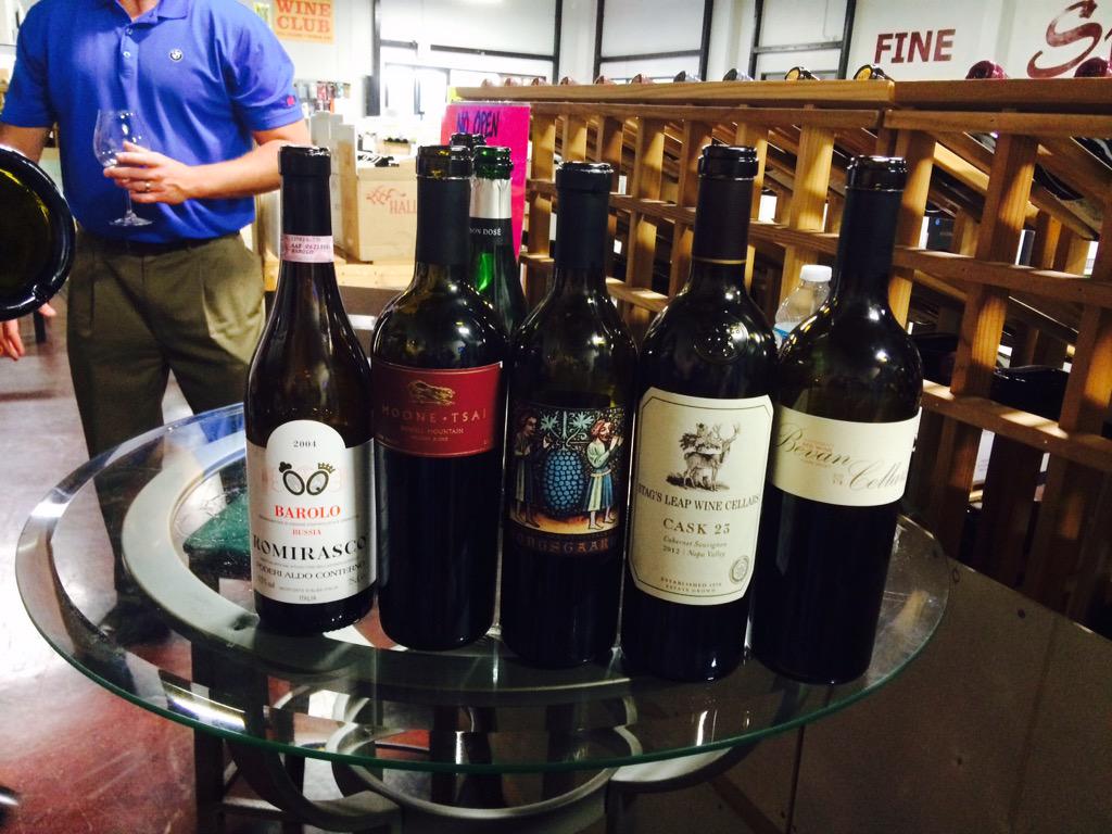 vandsgpa's tweet photo. Nice lineup for a Thursday night tasting. http://t.co/gC9Ko7ZcVw