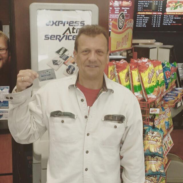 BobbyandSteves's tweet photo. Check out this winner! He won a fuel card just by using his registered #WorldRewards card. http://t.co/g5LP3tJ5nr