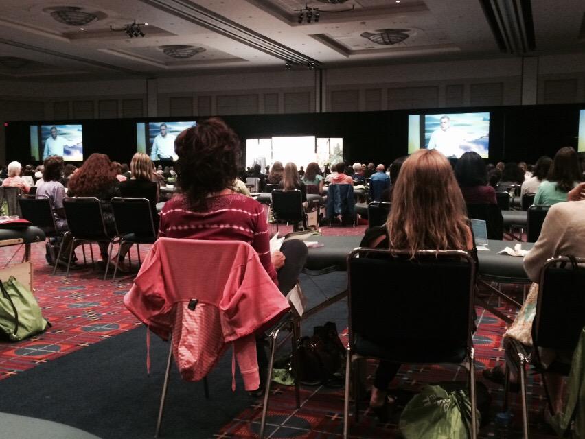 AK2MEX's tweet image. So excited for Aromatouch Technique training today! #doTERRA #oilapplication #thanksVernon