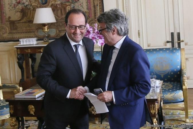 Point d'étape avec <a href="/fhollande/">François Hollande</a> sur #EnergiesPourLAfrique. De belles perspectives pour la <a href="/COP21/">COP21 - Paris 2015</a> elysee.fr/photos/entreti…