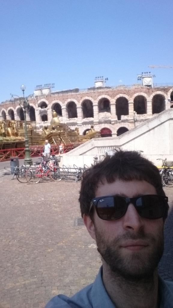 lstdtwit's tweet image. #tonight #bloodybeetroots
Bella Cogo !!!
@BloodyBeetroots