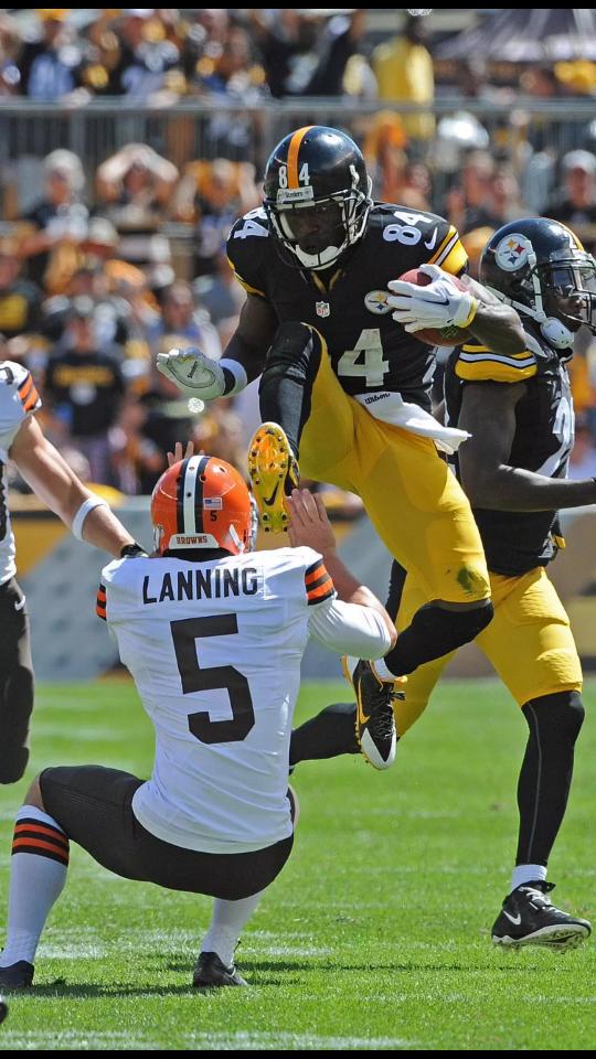 Happy Birthday to the one and only, Antonio Brown. 