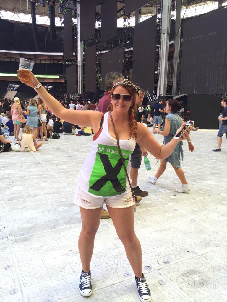 JamieBevin's tweet image. #EdatWembley