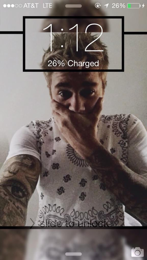 lockscreenbiebs's tweet image. That-Selfie-where-Justin's-arms-look-huge lockscreen lol 😍

Rt of you want it and then read rules and DM me!