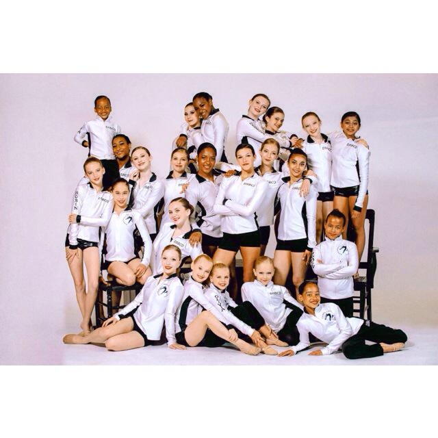 DSBCDance's tweet photo. DSBCD Youth Company new team photo!!! http://t.co/1C7sn03HtV