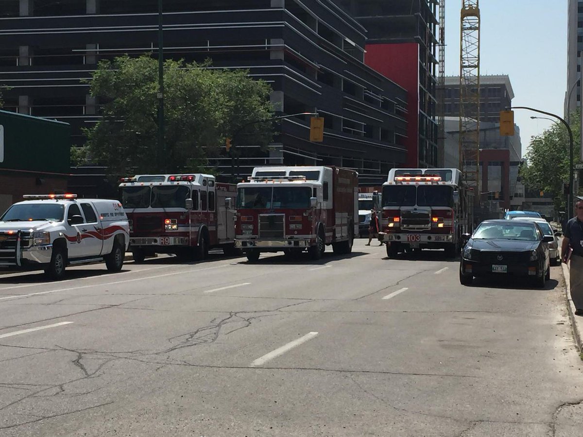 Caroline Barghout on Twitter "Hargrave is closed at Ellice as police