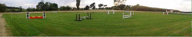 Jumps all set for Welton RC show on Sunday. Grass arena to hire is available Mon, Tues and Wed £20 for half an hour