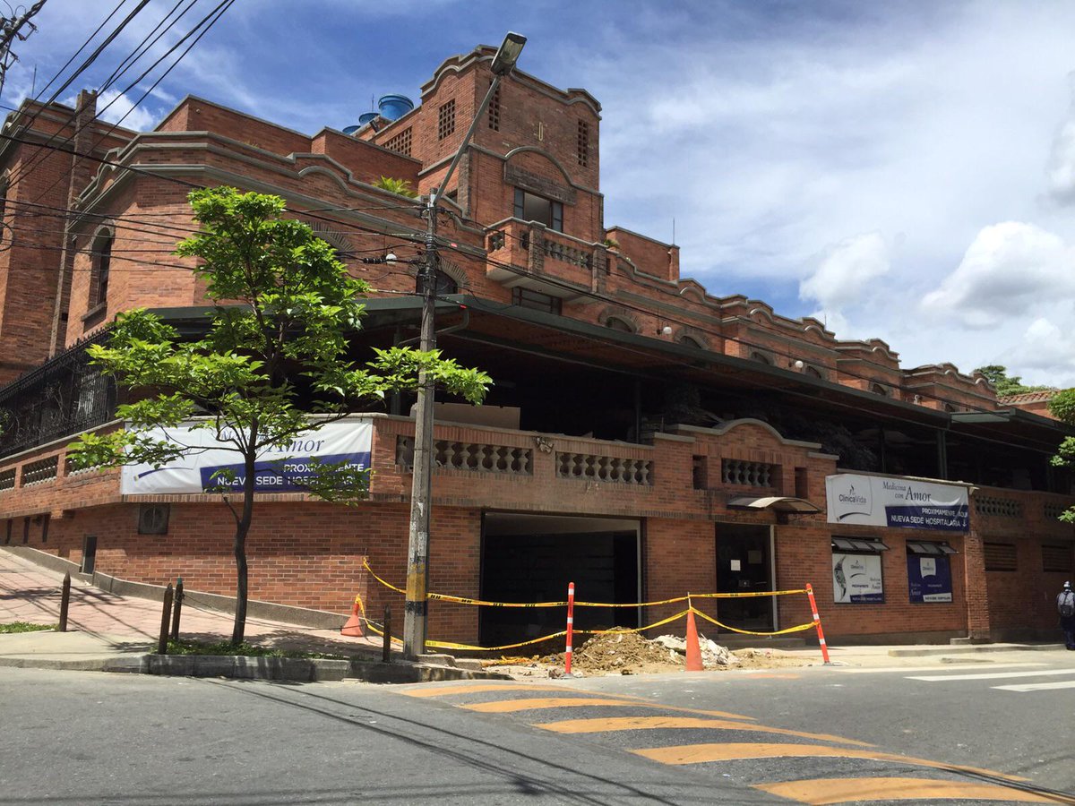 Findeter's tweet photo. Crédito d $5.000millones x ampliar instalaciones @clinicavida beneficiará 20 mil pacientes de Medellín @LFArboledag http://t.co/Szi94htMSy