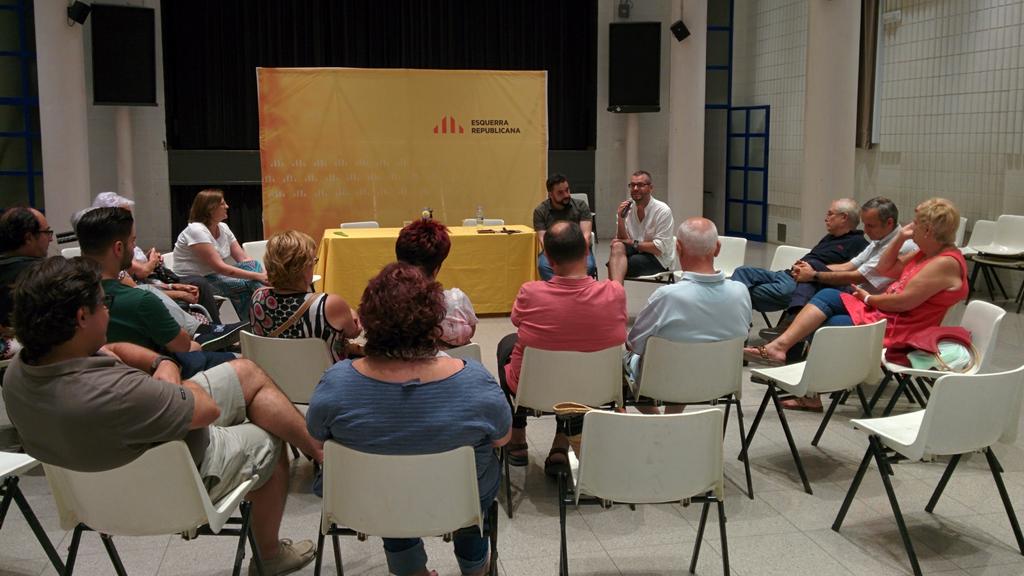 ERC_Esplugues's tweet image. Assemblea extraordinària d'ERC #Esplugues amb @cesciglesies.
Intercanviarem impressions sobre l'estat del procés.