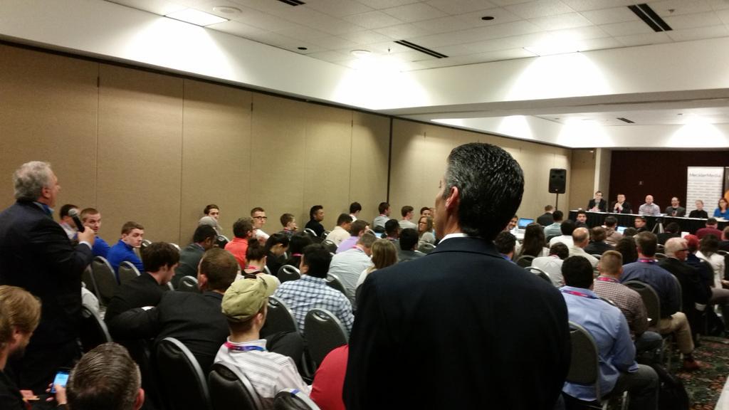 btctalkradio's tweet photo. Jim Blasko speaks to a Full house for leadership panel at #BitcoinConf Chicago!
#UNB #UNBAUCTIONS #CRYPTSY #ULTRA1 http://t.co/THvYPFunRR
