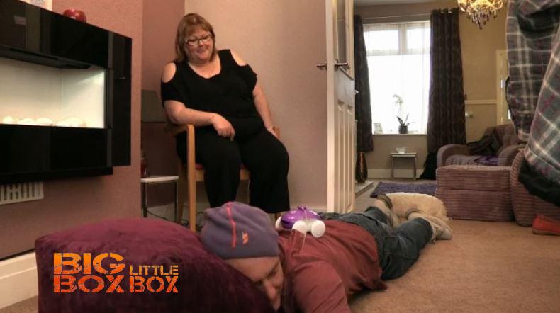 There's a rational explanation for this - watch last night's #BigBoxLittleBox to find out! bit.ly/1LHuPSq