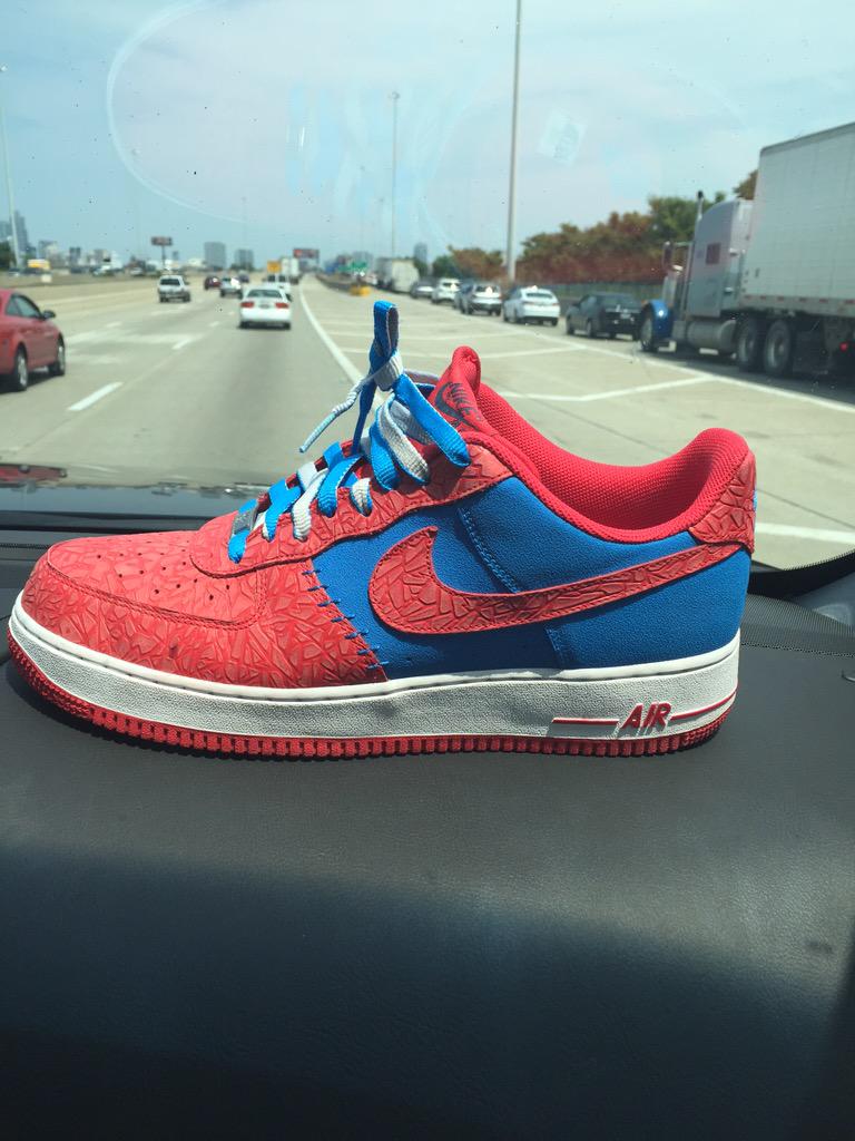 nike spiderman air force 1