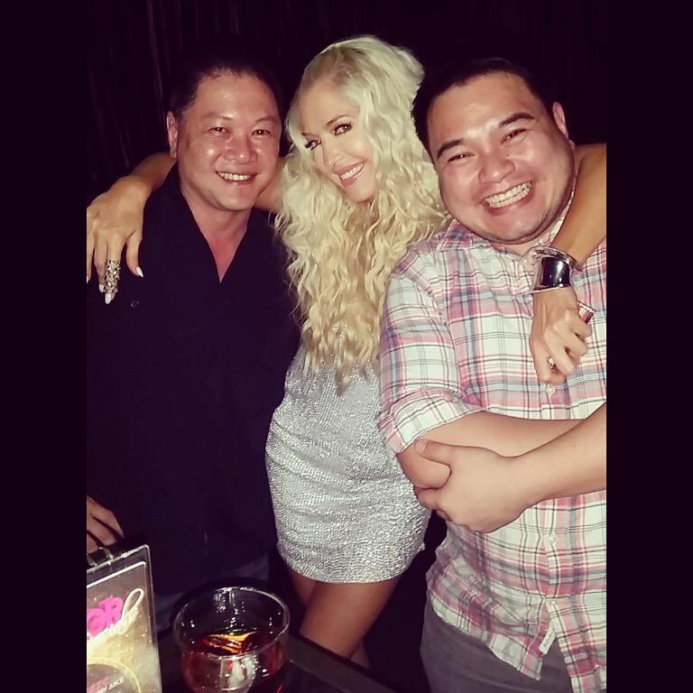DJ_Papi's tweet photo. @erikajayne Happy Birthday Erika! May you have many more of God's blessings! #manolet&marvin http://t.co/6AtgUSOwNY