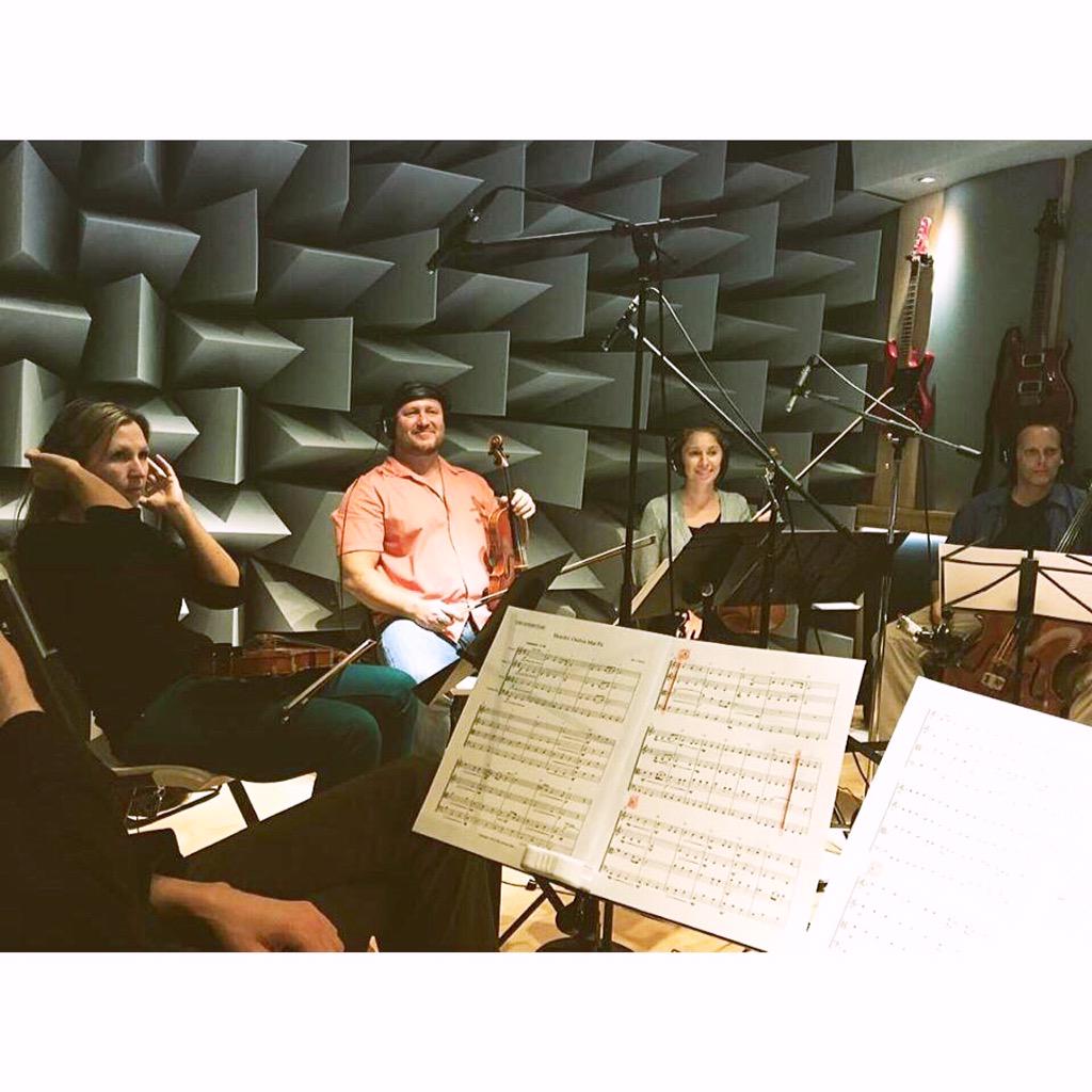 mmartassofia's tweet image. Last nights #sessionwork for #projectgreenlight 🎶