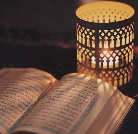 إن قرآن الفجر 
كان مشهودا