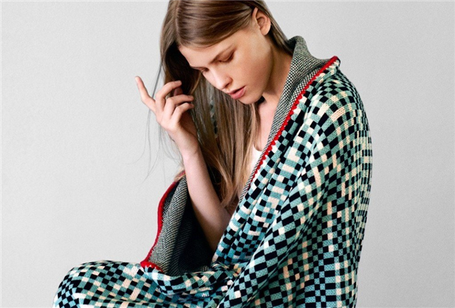 Alchemy through textiles: Zuzunaga bit.ly/1MlnINQ #YLiving