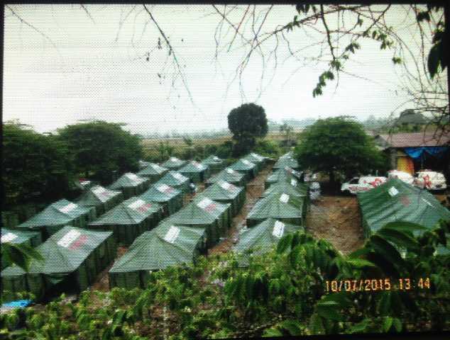BocahTuaNuakal's tweet photo. Kampung pengungsi pospera di sinabung, 1 tenda 1kk.
@jokowi nyata!
@KhofifahIP 
#98rebut2019 http://t.co/rrLPWUl2oz