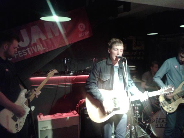 jackfband's tweet photo. Can ya hear us through the centre of #Wolverhampton ? we rockin live from @TGS_Wolves in aid of @oxjam_wolves #Indie http://t.co/cAplDXcK16
