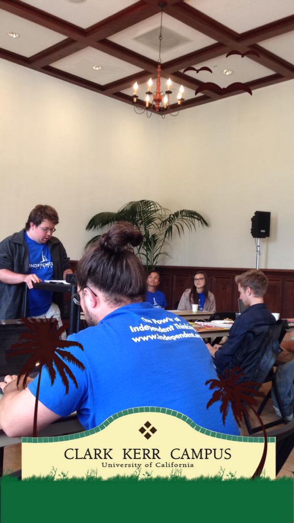 FreeTradeWorks's tweet image. #LibertyIs when your man bun matches the palm trees.

#LibertyConnect