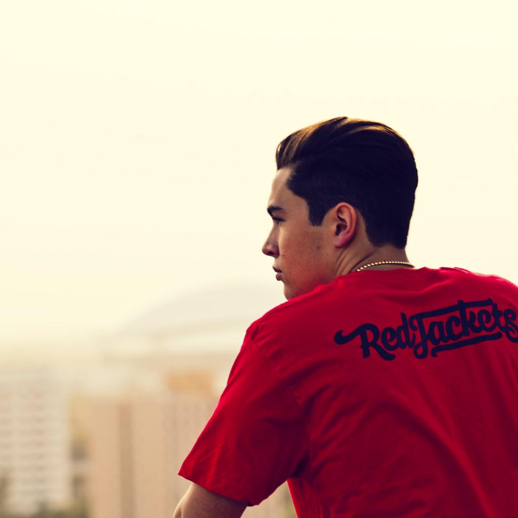RedJacketsCo's tweet photo. My boy @AustinMahone in our new red crew tee, last day to get one at http://t.co/wileldOGx7 ! https://t.co/yENzXBtjcQ http://t.co/Fx0iKXSwDm