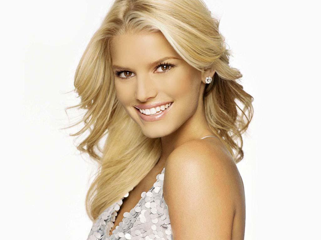 Happy Birthday Jessica Simpson!
Singer/actress/business mogul
Born July 10, 1980 