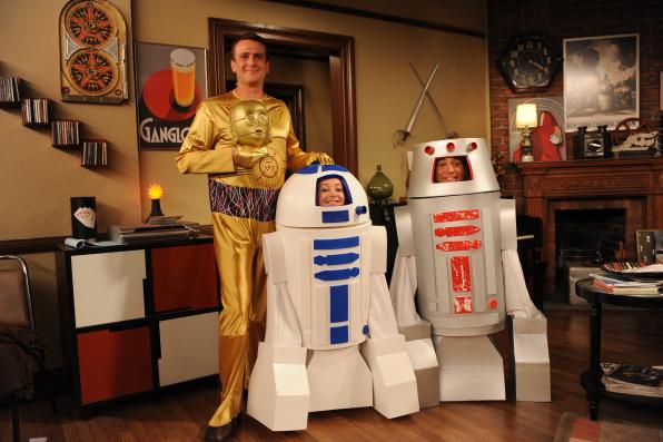 OfficialHIMYM's tweet photo. What's your geekdom of choice?  Whatever it is, embrace it today! #embraceyourgeeknessday http://t.co/qr3ZNLN0Na