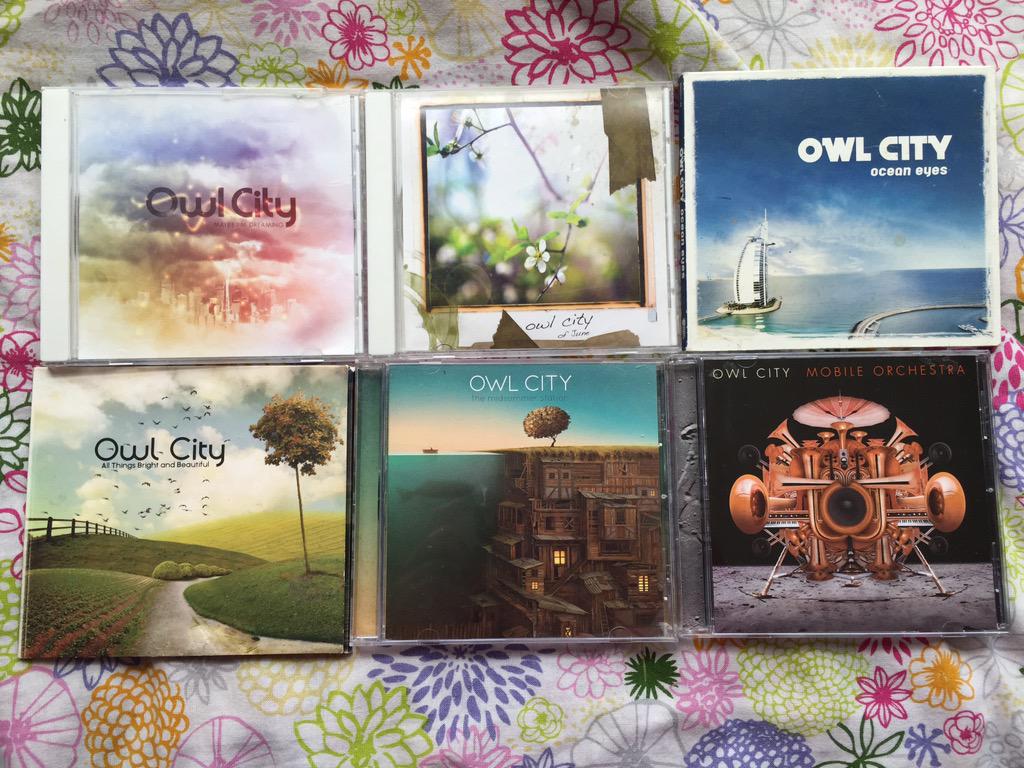 Caity_Strawn15's tweet photo. I own all 6 😍😍 #maybeimdreaming #ofjune #oceaneyes #atbab #midsummerstation #MobileOrchestra @owlcity http://t.co/dgovucEDld