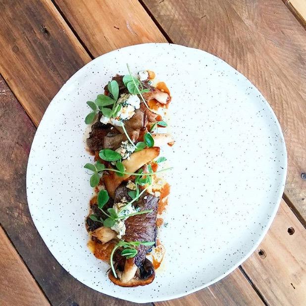 elgastronomo's tweet photo. Tonite! Sautéed 'shrooms, toasted egg bread, blue cheese, @DellaTerraLtd apple balsamic, @shoot_boss sweat pea shoots http://t.co/FzJf6C83JU