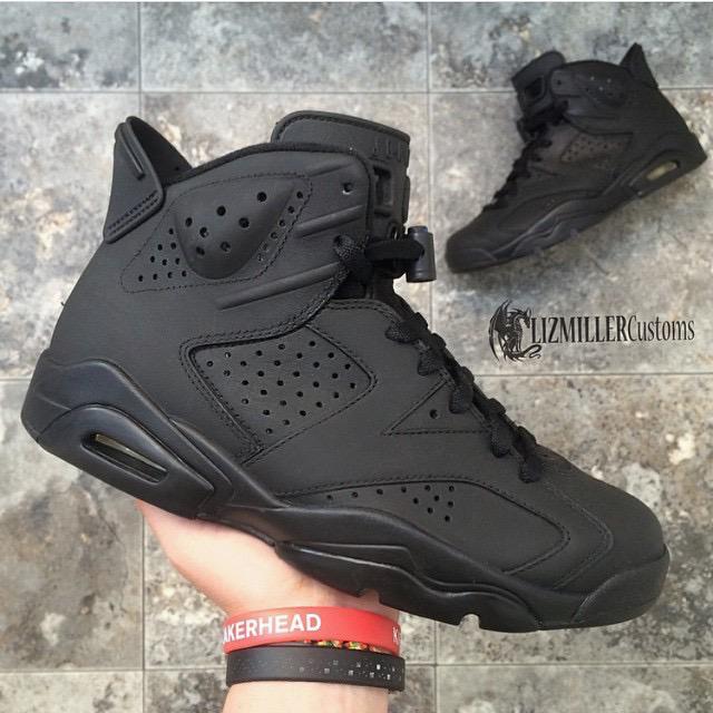 nicekicks's tweet photo. RT if you'd rock these 6's 🔥 (Photo by @LizMillerCustom) http://t.co/FTbU0L4VzL