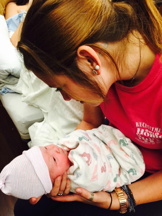 BayleeBrake's tweet photo. My perfect lil nephew. Gunner Michael. 8lbs 4oz http://t.co/Bm3o2NHI5K