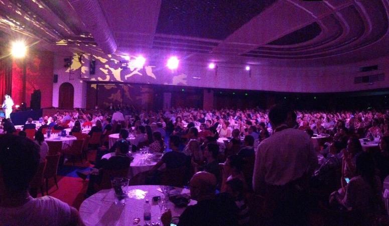 Buona la prima a Milano! #BrachettiCheSorpresa #teatroNuovo #Milano #arturobrachetti #magia #teatro