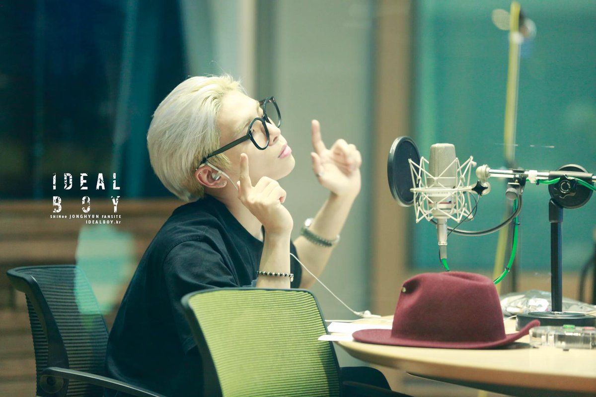 150711 Jonghyun @ MBC Blue Night  CJlo-rqUMAAV5If