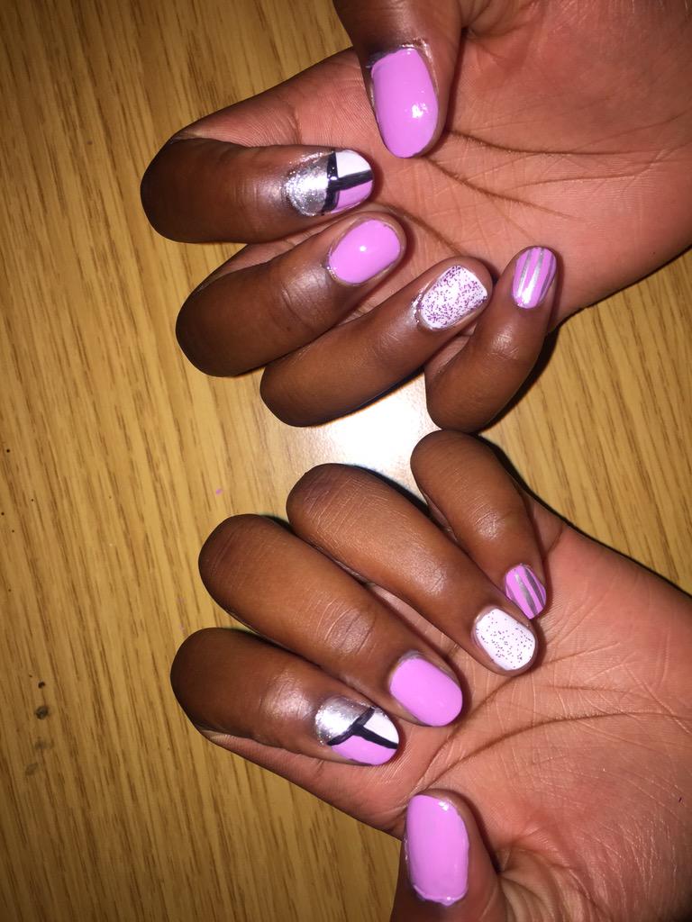 StAnnes_RE's tweet photo. Nail painting at #stannessleepover #nailart #colourful http://t.co/V9Ob402lKg