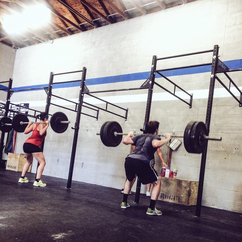 DRiVFiTNESS's tweet photo. End the week with a soul-crushing WOD. #herowod #giveitallyougot #crossfit http://t.co/FW0s5ghOIn