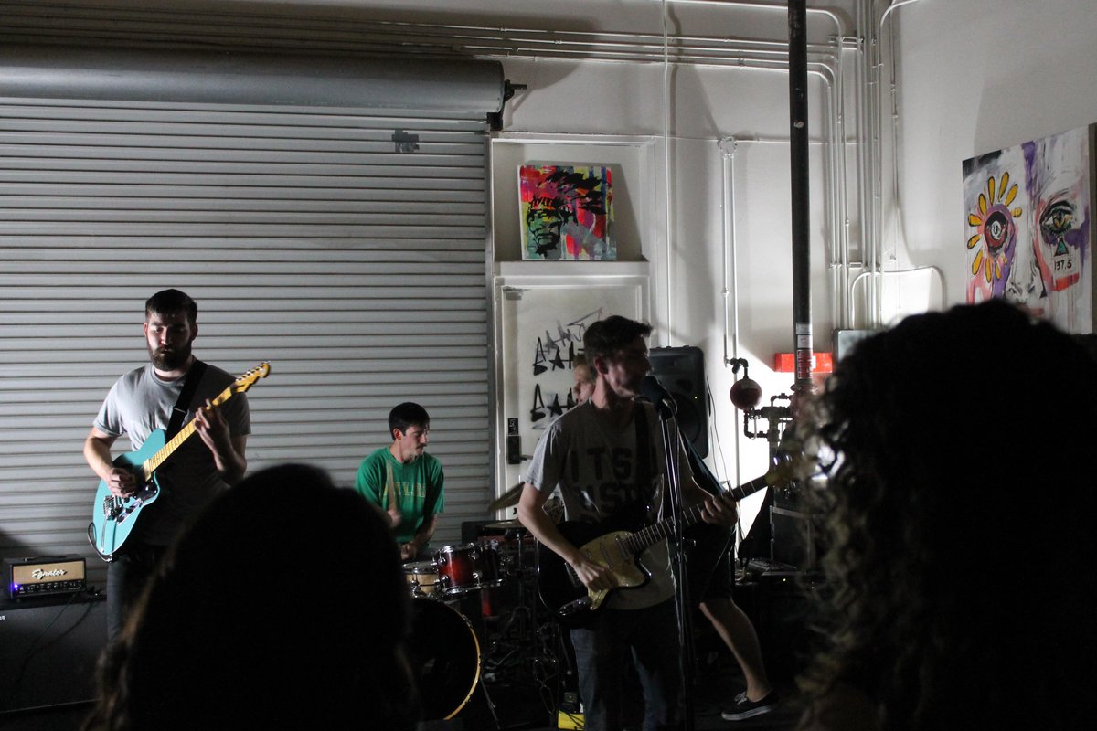 jleisz's tweet photo. We had a great night jammin out w/ @SoSatellites and @greatinterstate at The Gamut Compound! #LAmusic #VTA #indierock http://t.co/14pztC9mjo
