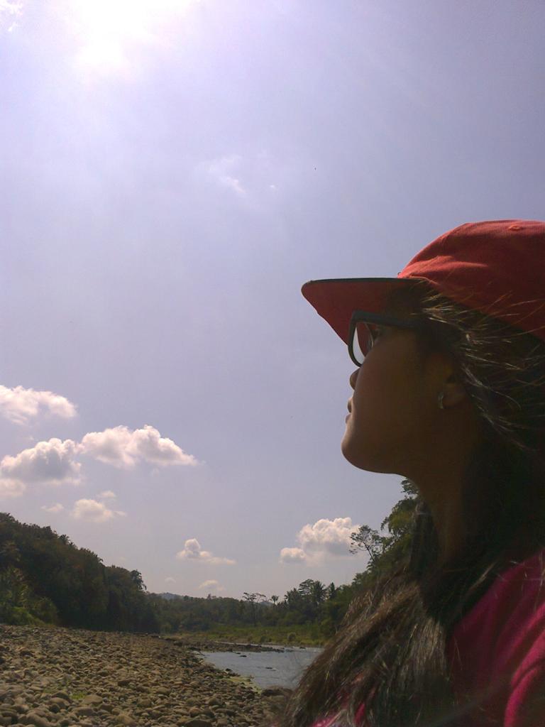 angelala_fcn's tweet photo. @dikotaku 12pm di sungai progo, yogyakarta http://t.co/kLiEBiTuI1