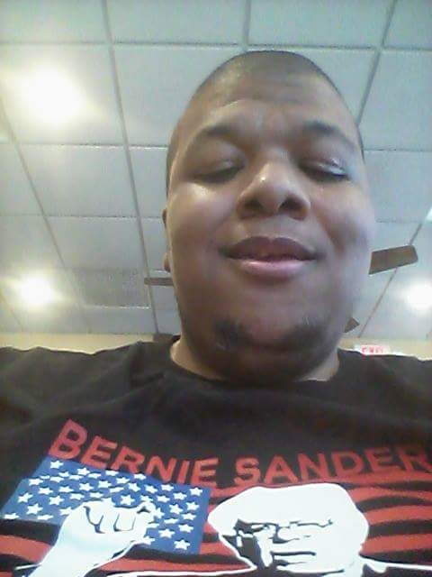 LollipopCrumbs's tweet image. #berniepics #feelthebern